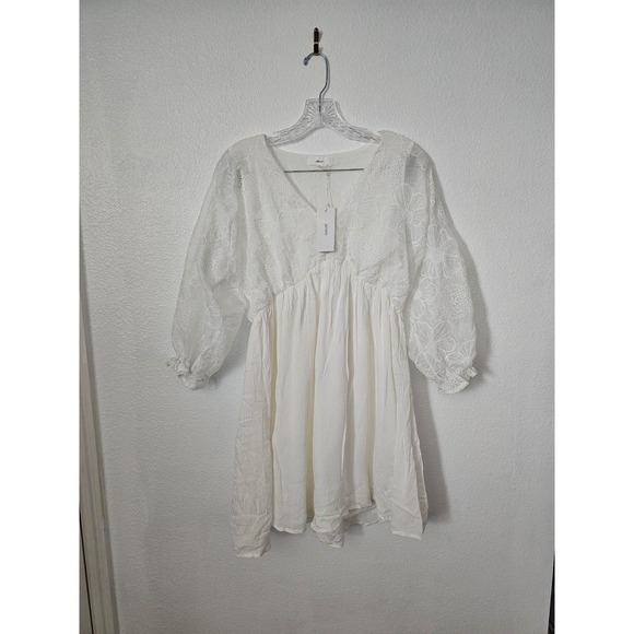 Aoem Dresses & Skirts - New!!‎ Aeom White Lace Dress Women's Size Large